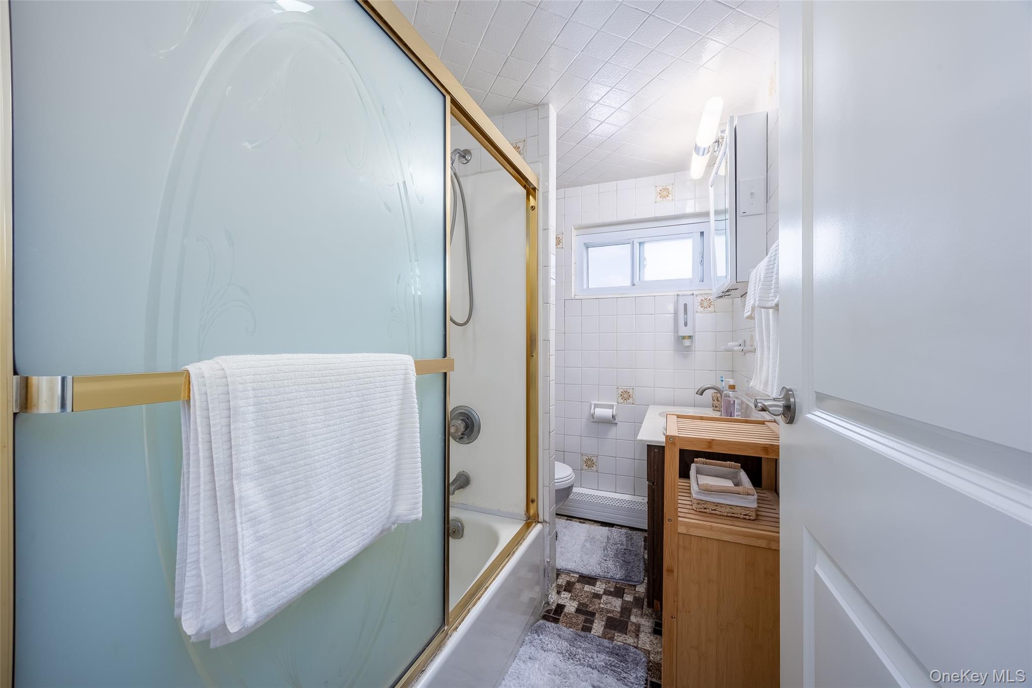 2 Dean Street – For Sale photo 9
