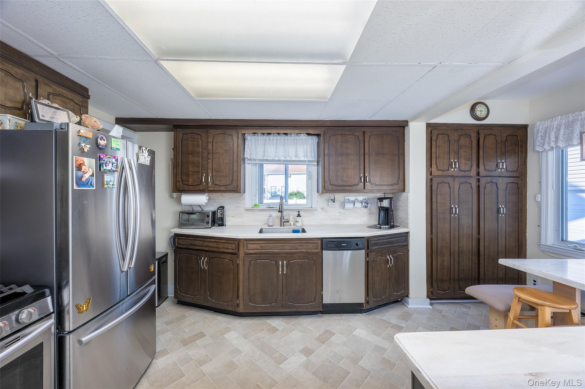2 Dean Street – For Sale photo 24