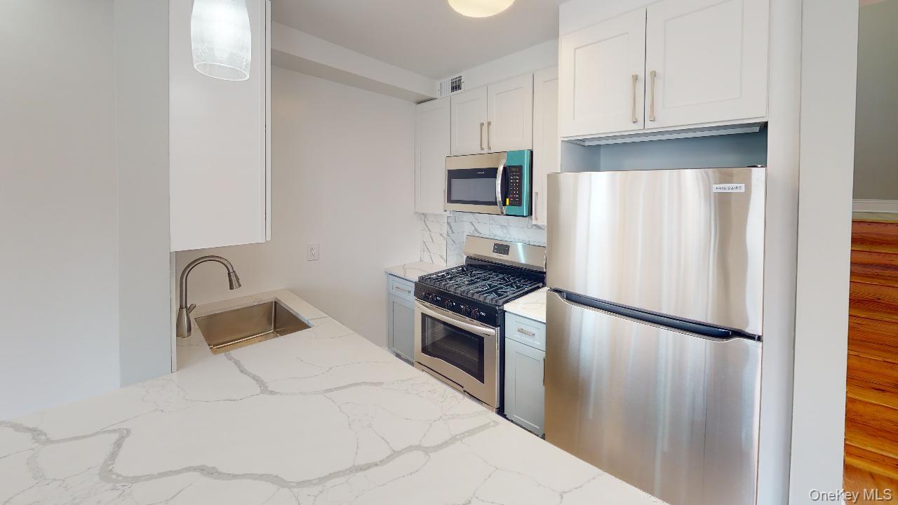 67-39 Clyde Street, Unit C photo 12