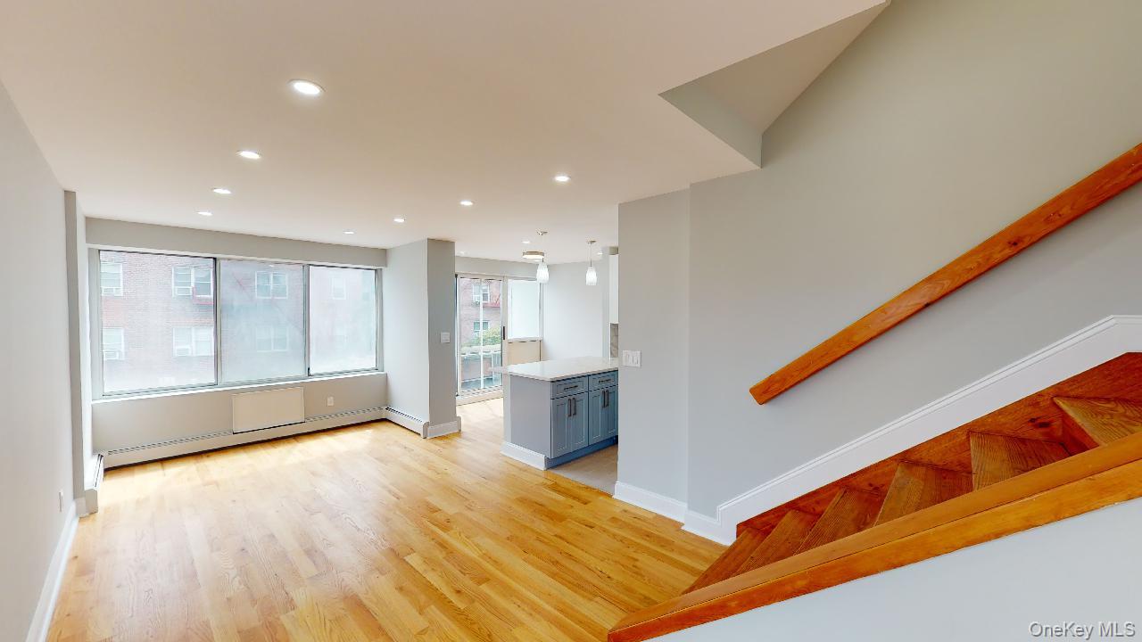67-39 Clyde Street, Unit C photo 3