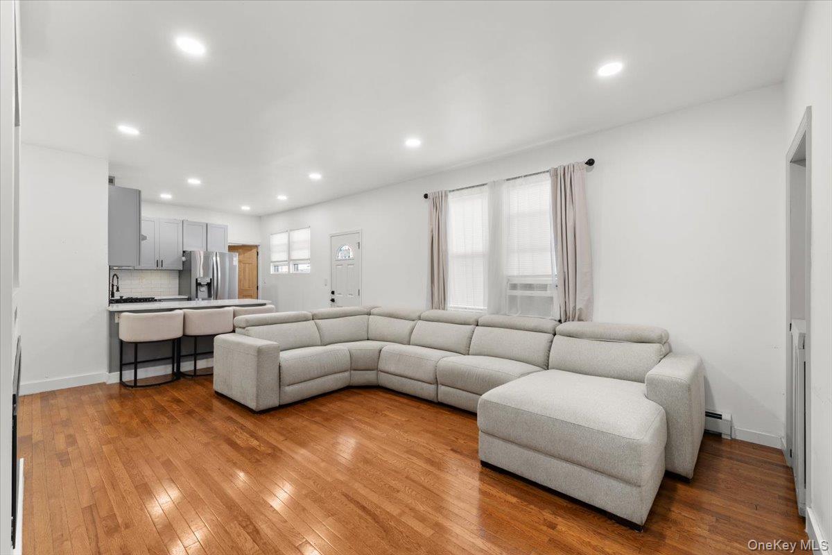 101-19 159th Avenue – For Sale photo 11