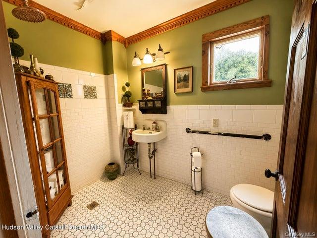 4 Hardenburgh Road – For Sale photo 21