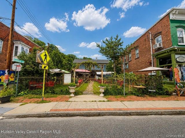 4 Hardenburgh Road – For Sale
