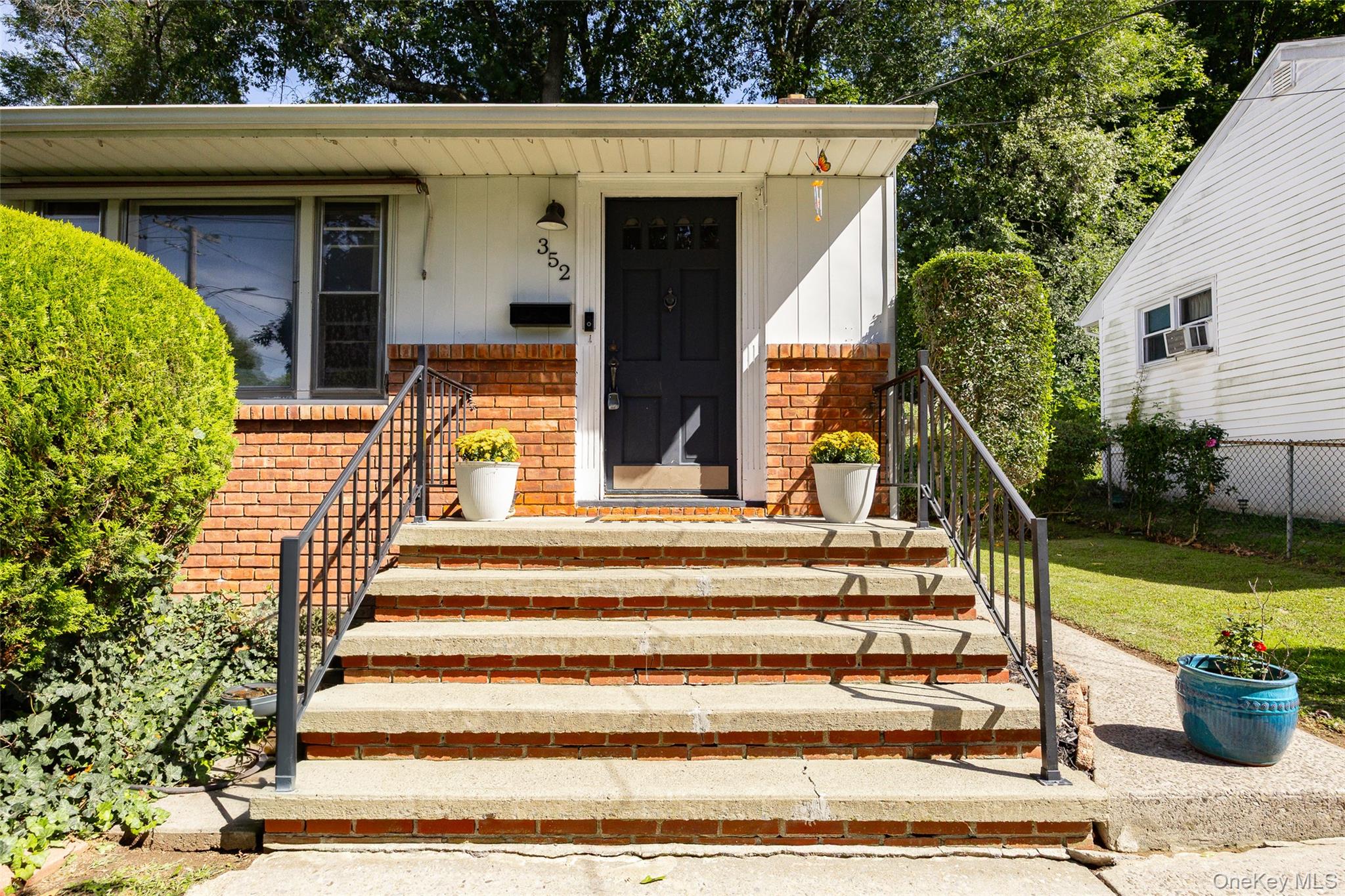 352 Clifton Avenue – For Sale photo 21