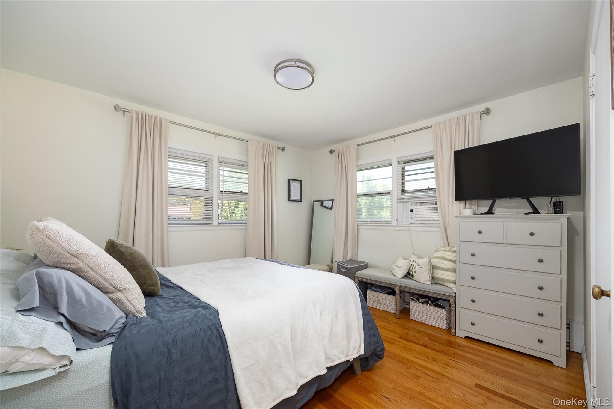 352 Clifton Avenue – For Sale photo 11