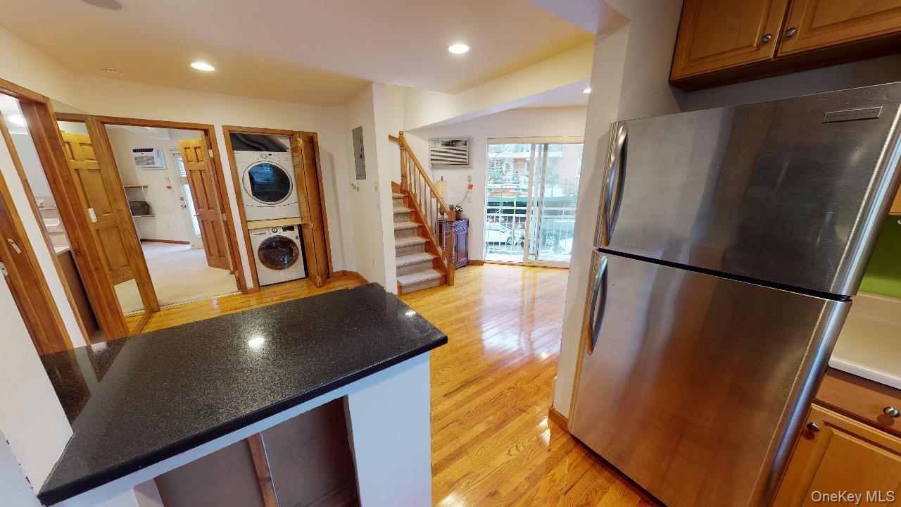 67-08 Exeter Street, Unit 2 photo 11