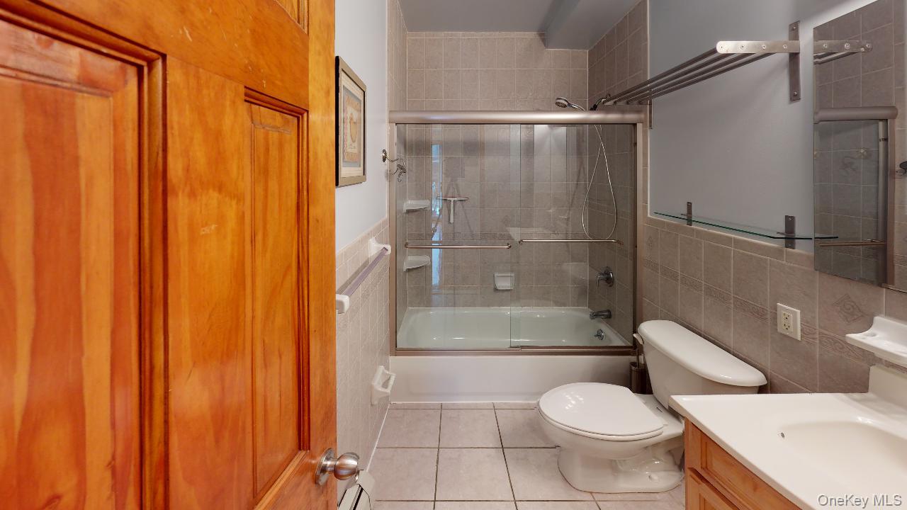67-08 Exeter Street, Unit 2 photo 29