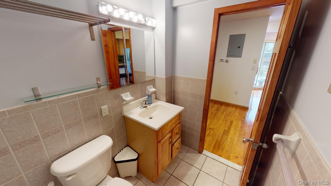 67-08 Exeter Street, Unit 2 photo 31
