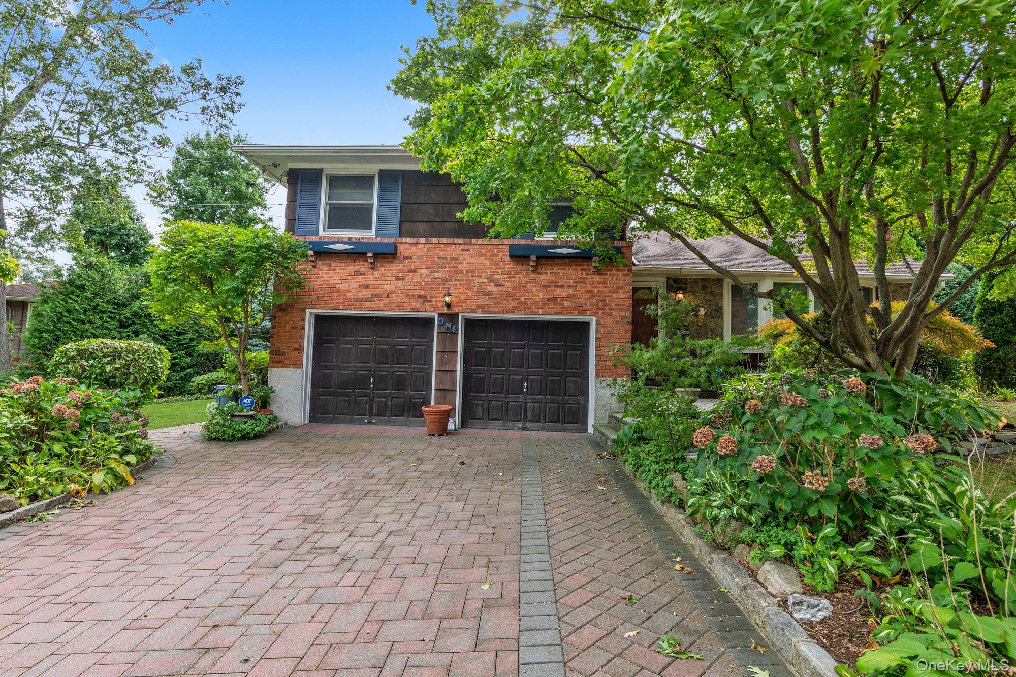 1 Francesca Drive – For Sale photo 25