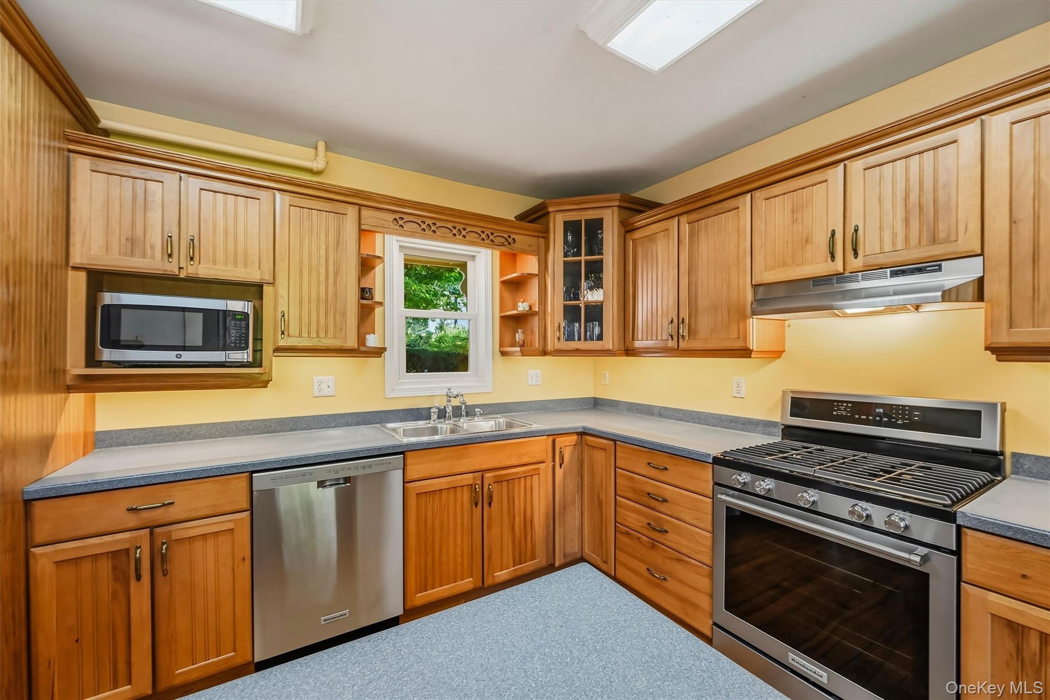 180 N Church Street – For Sale photo 17