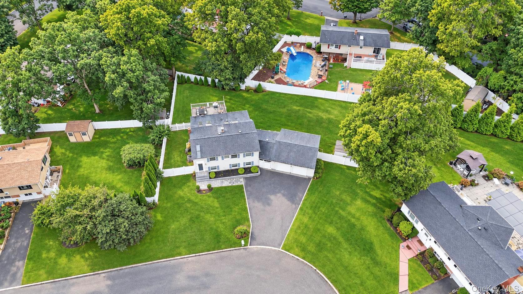 4 Bud Court – For Sale photo 2