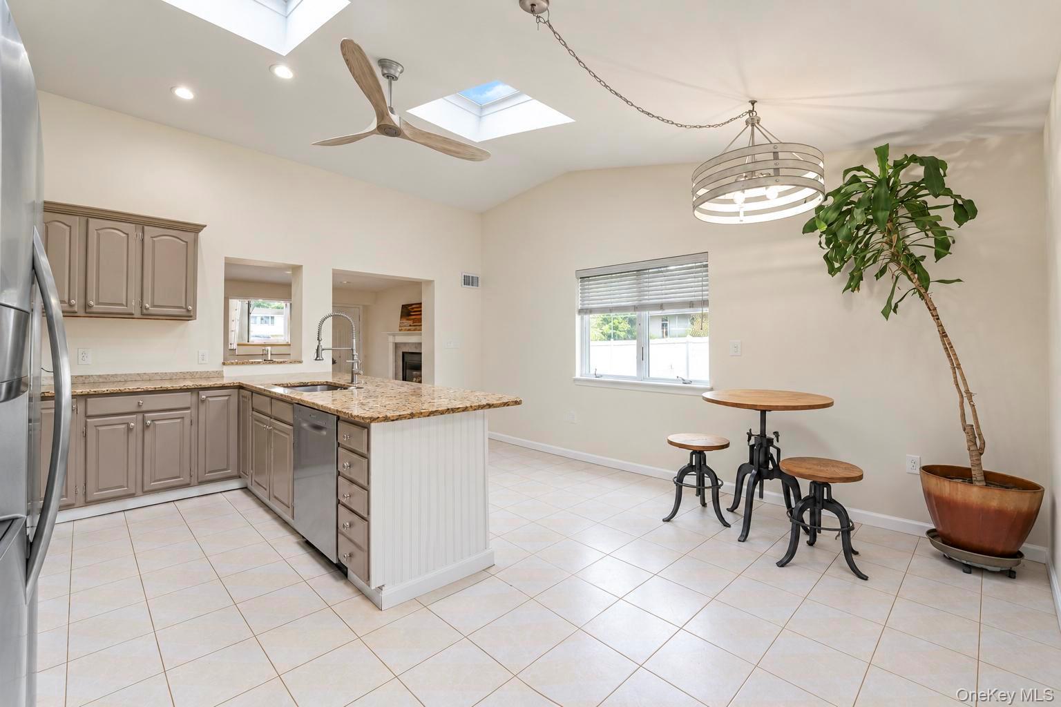 4 Bud Court – For Sale photo 23