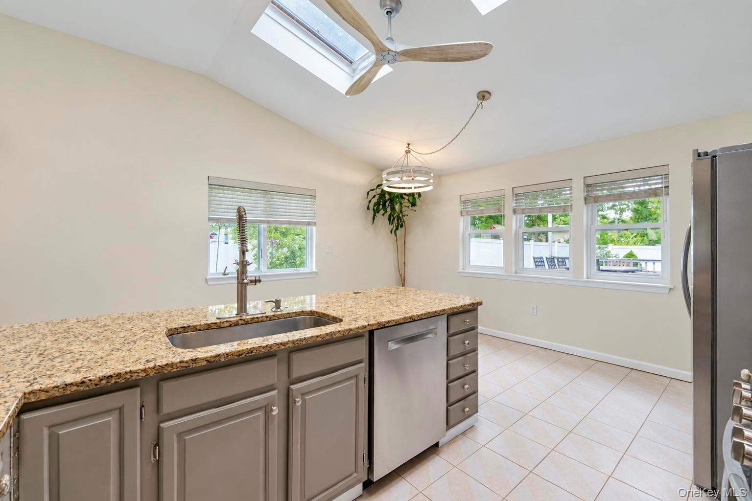 4 Bud Court – For Sale photo 25