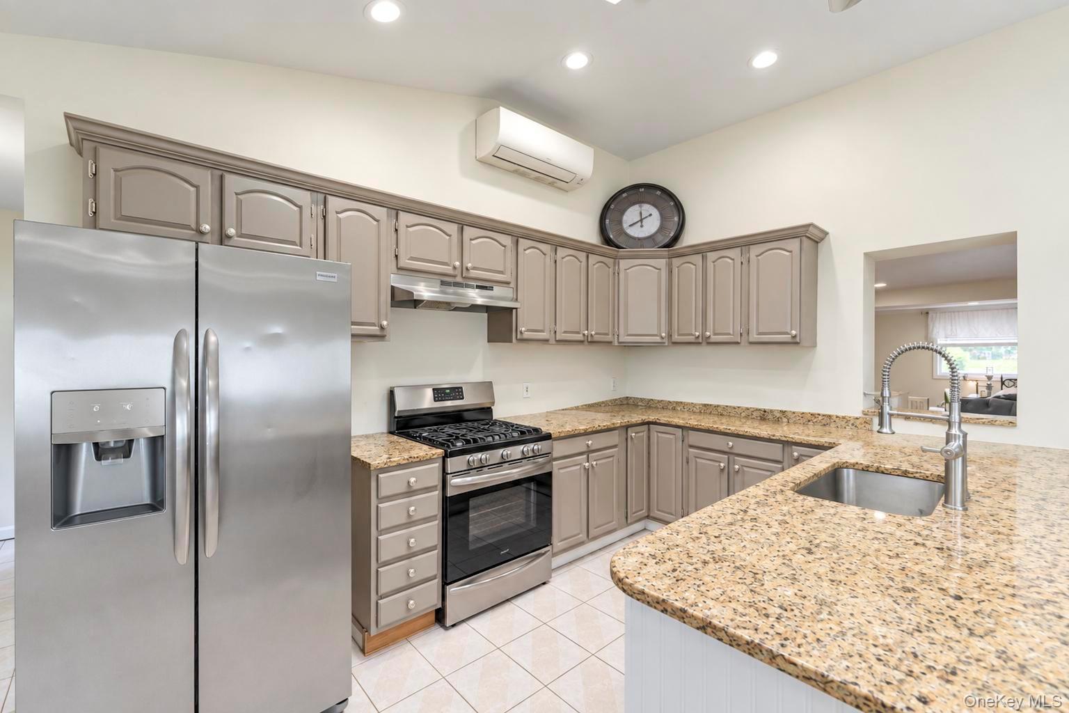 4 Bud Court – For Sale photo 28