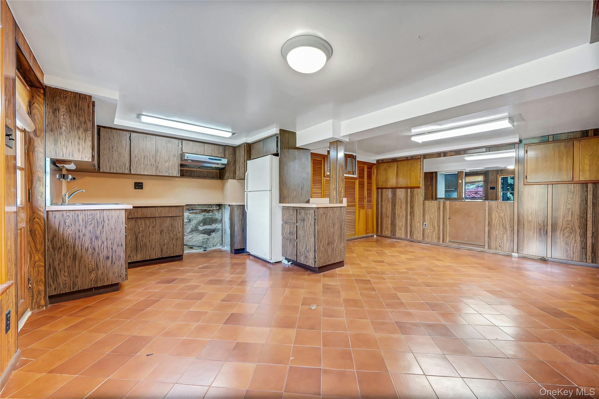 295 Columbus Avenue – For Sale photo 28