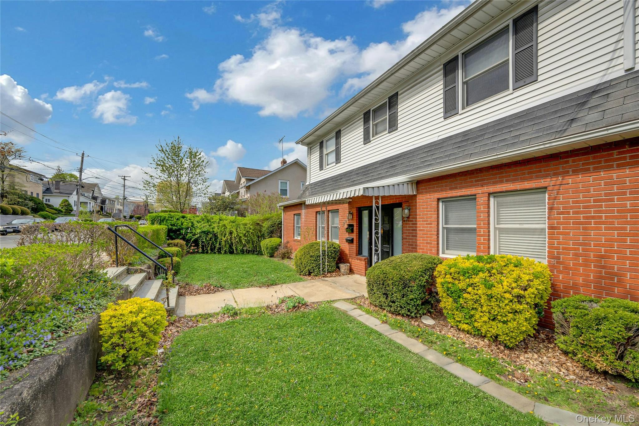 295 Columbus Avenue – For Sale photo 4