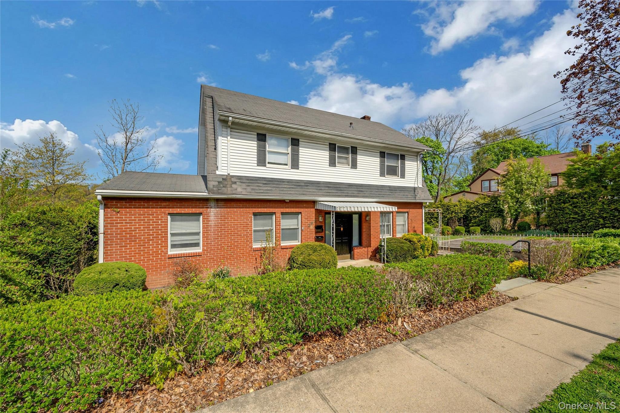295 Columbus Avenue – For Sale photo 2