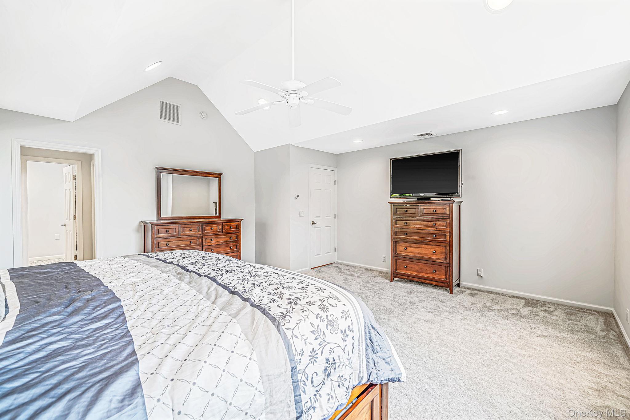 239 Radio Avenue – For Sale photo 33
