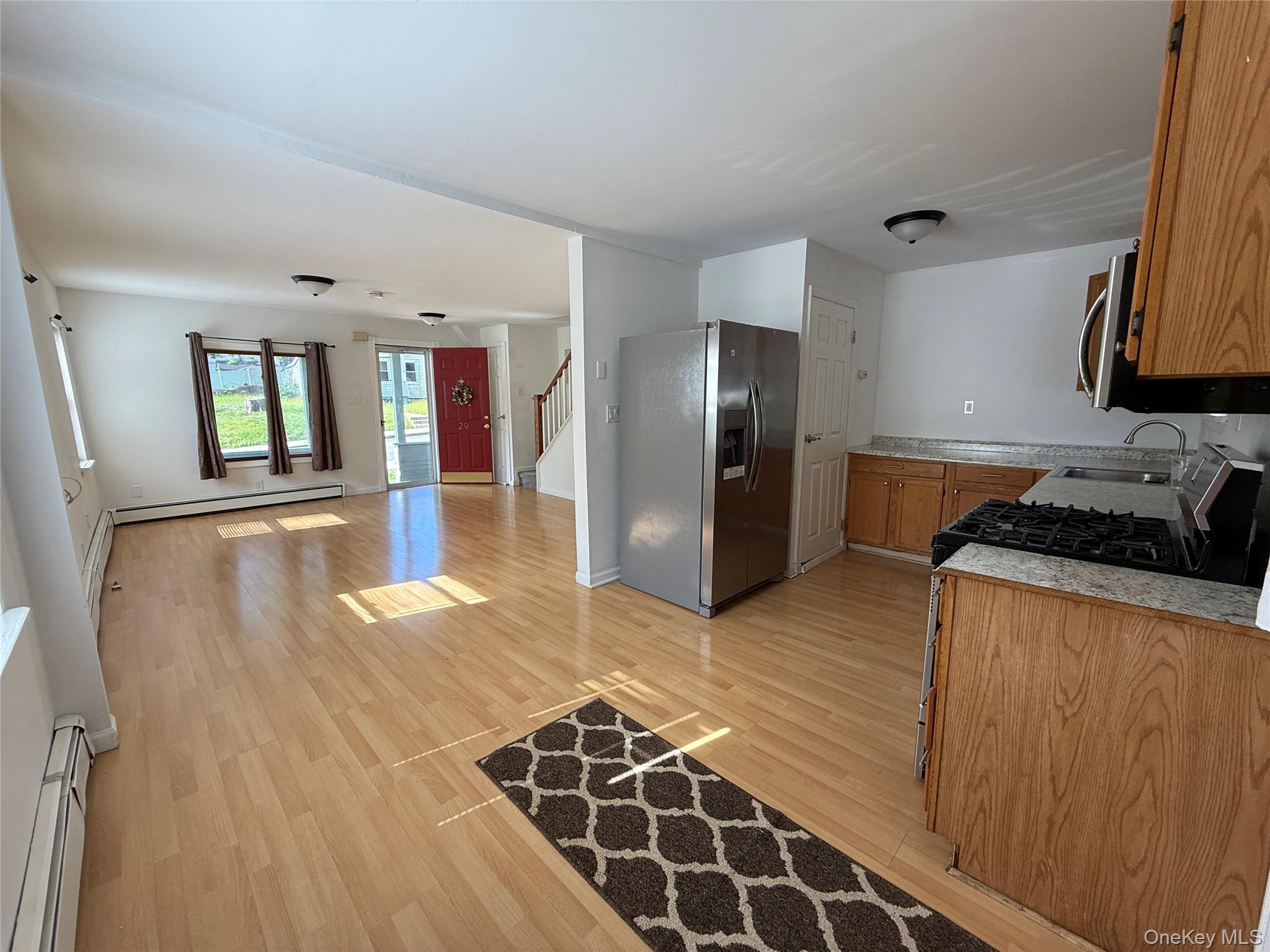 29 Genung Street – For Rent photo 2