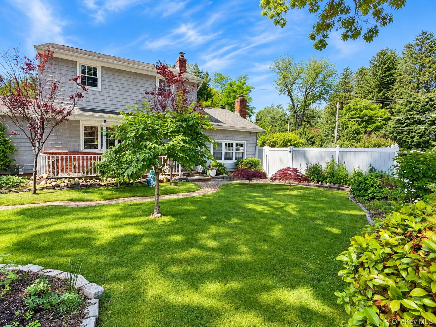 12 Cayuga Avenue – For Sale photo 3