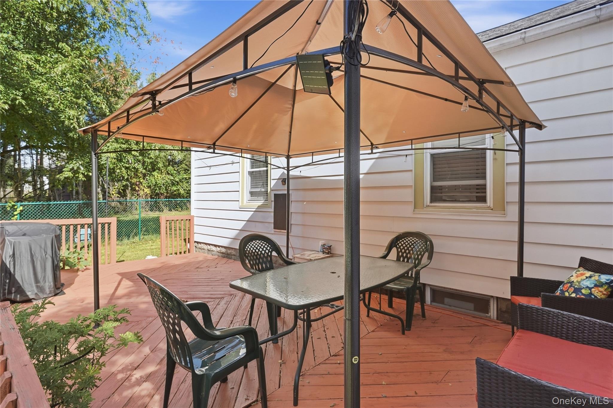 25 Hayes Street – For Sale photo 26