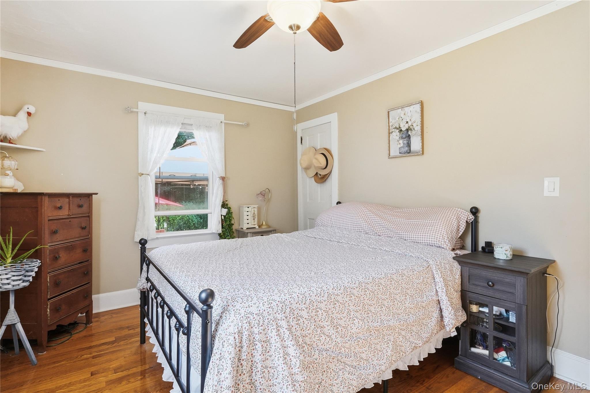25 Hayes Street – For Sale photo 14