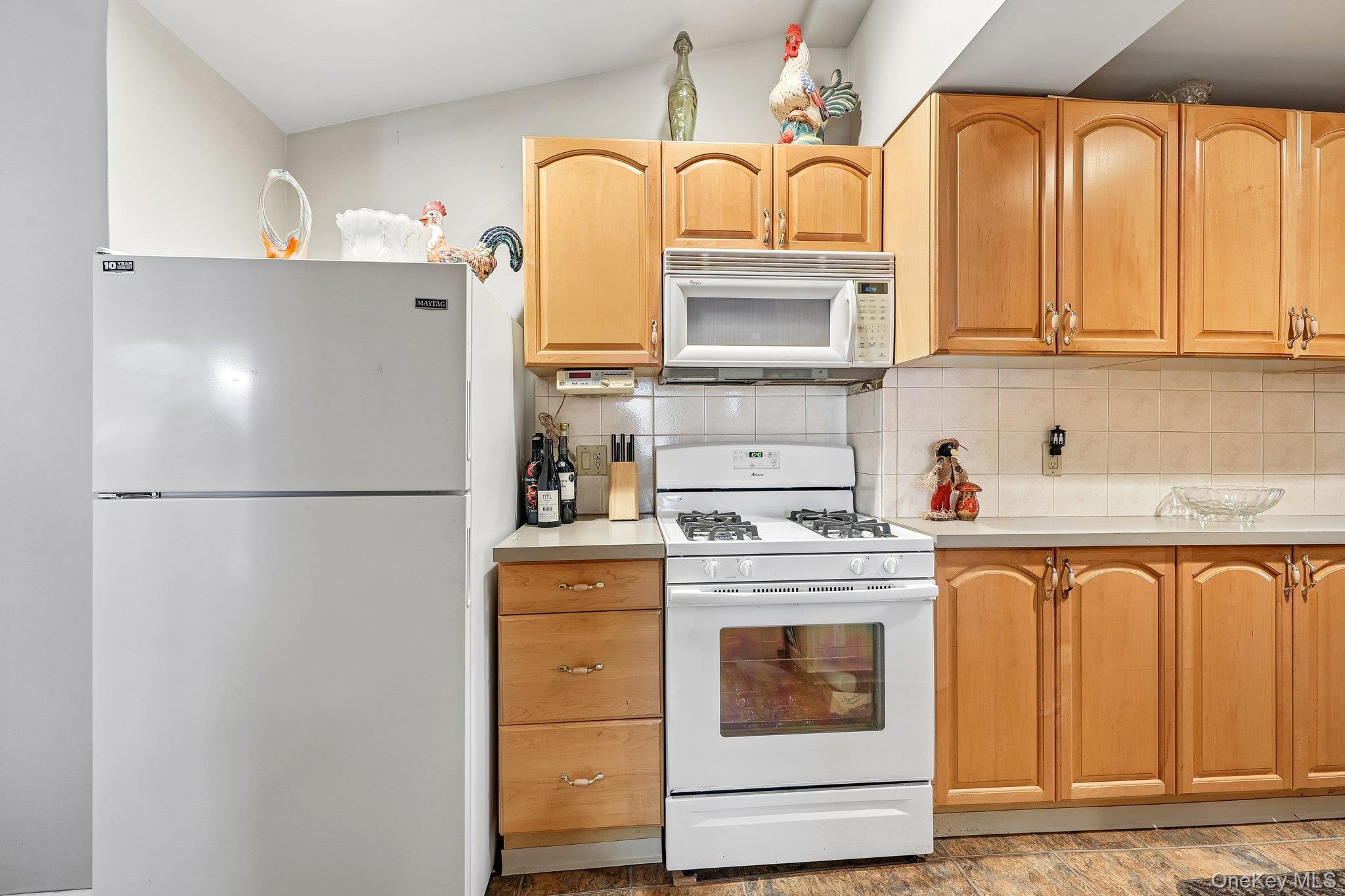 10 4th Street – For Sale photo 12