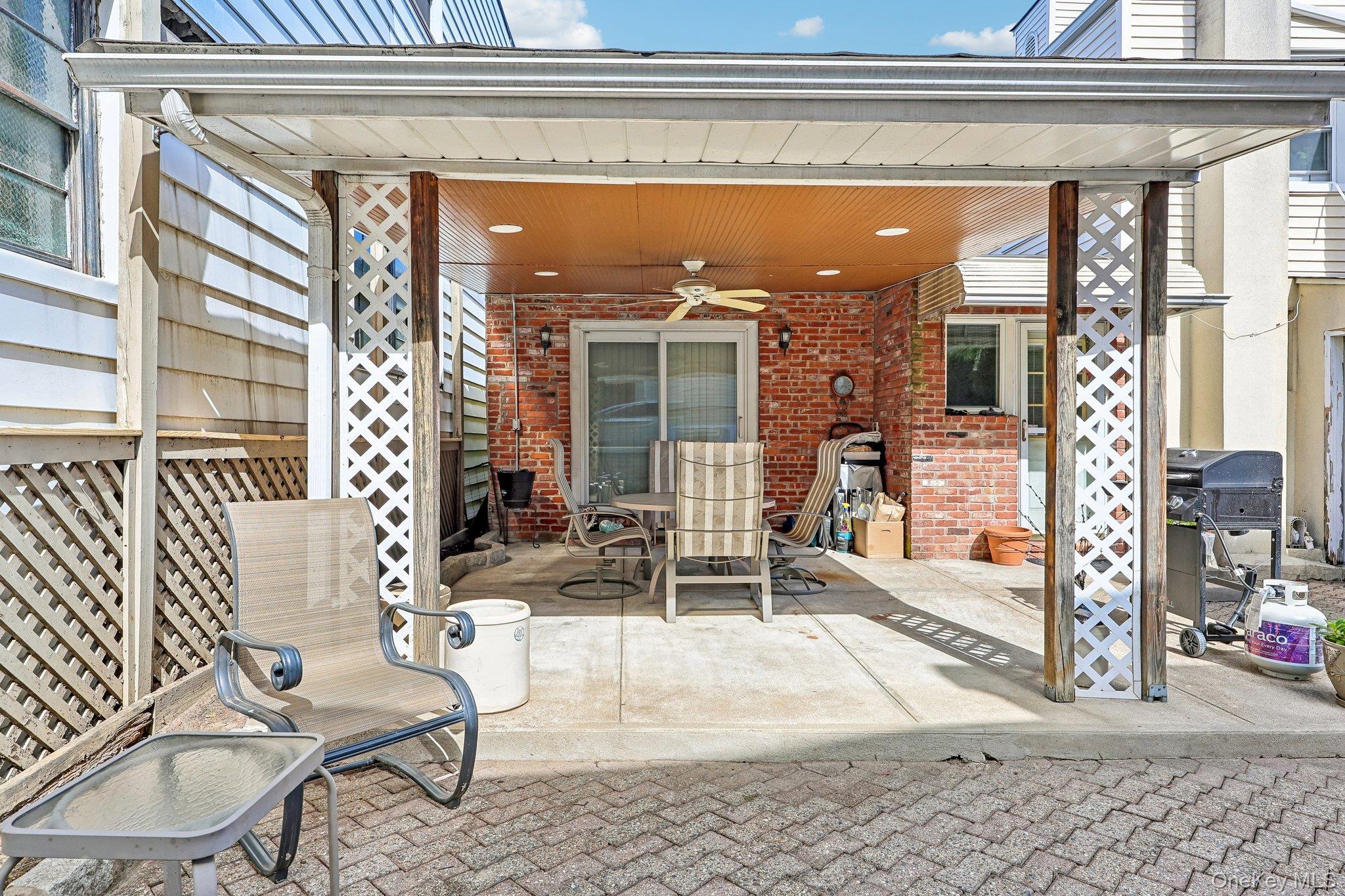 10 4th Street – For Sale photo 21