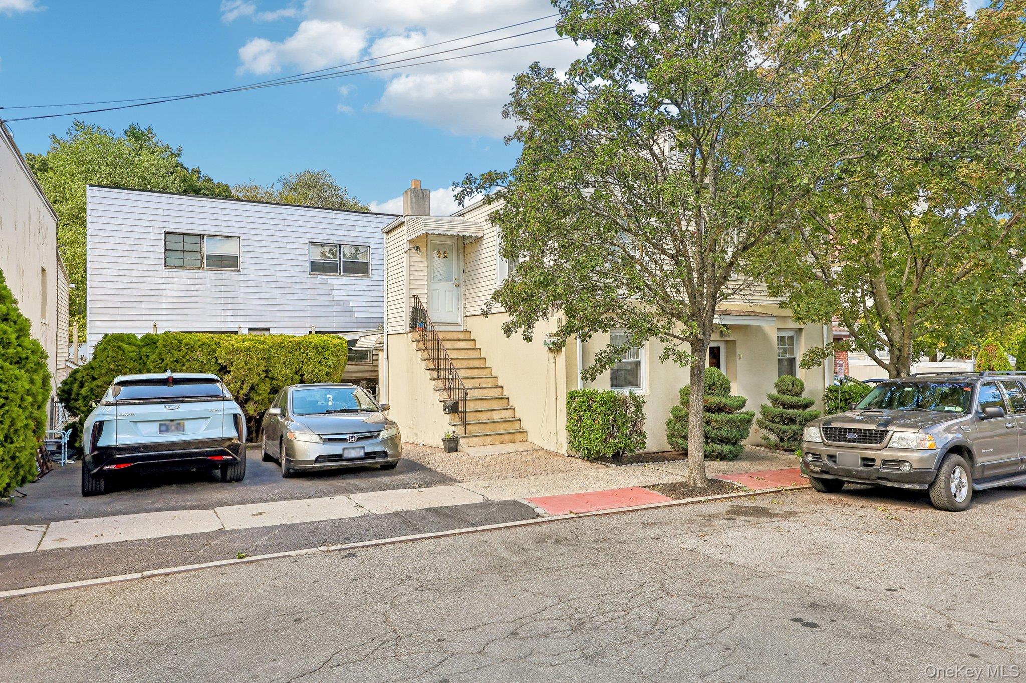 10 4th Street – For Sale