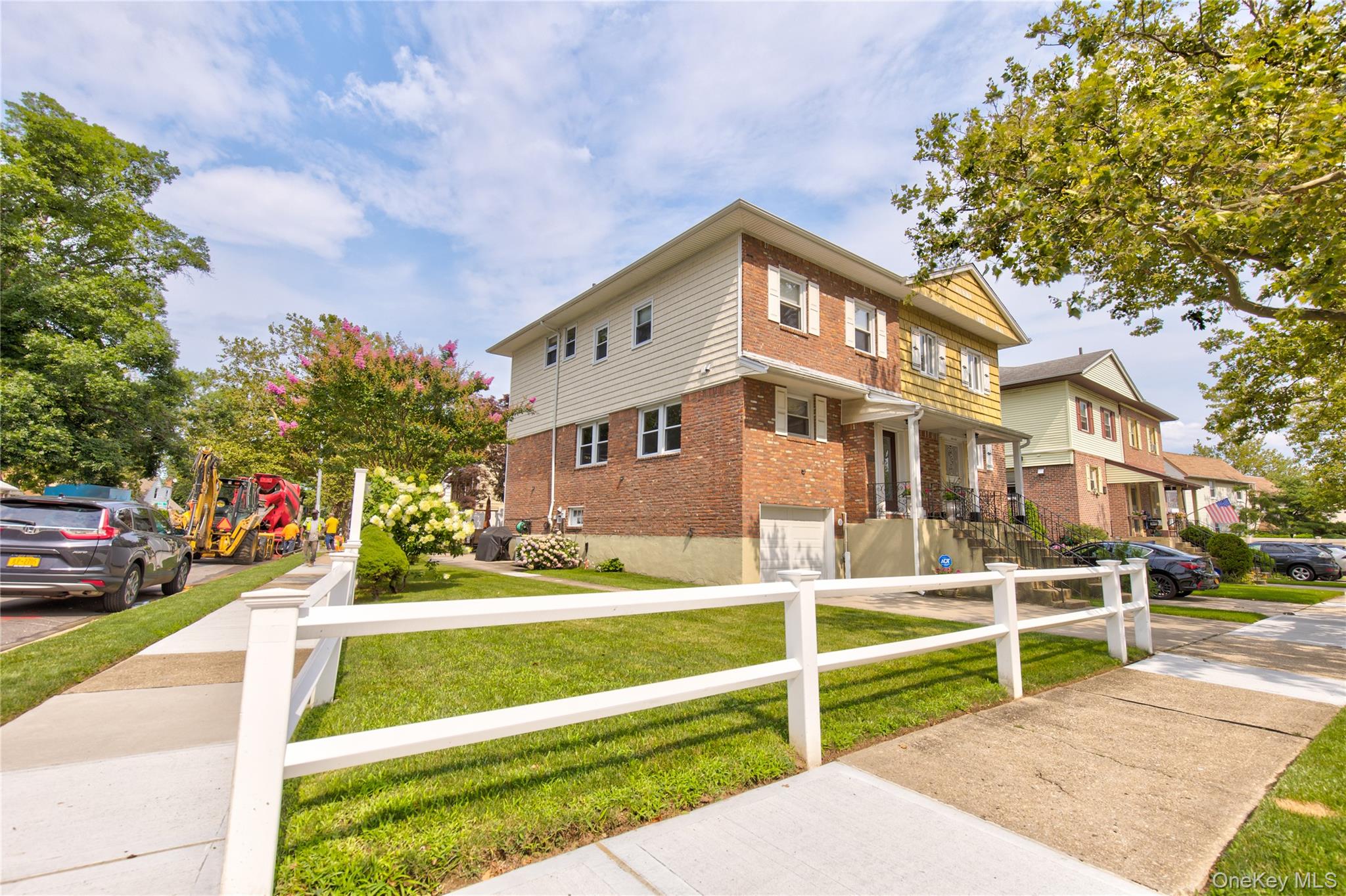 5703 Cloverdale Boulevard – For Sale photo 2