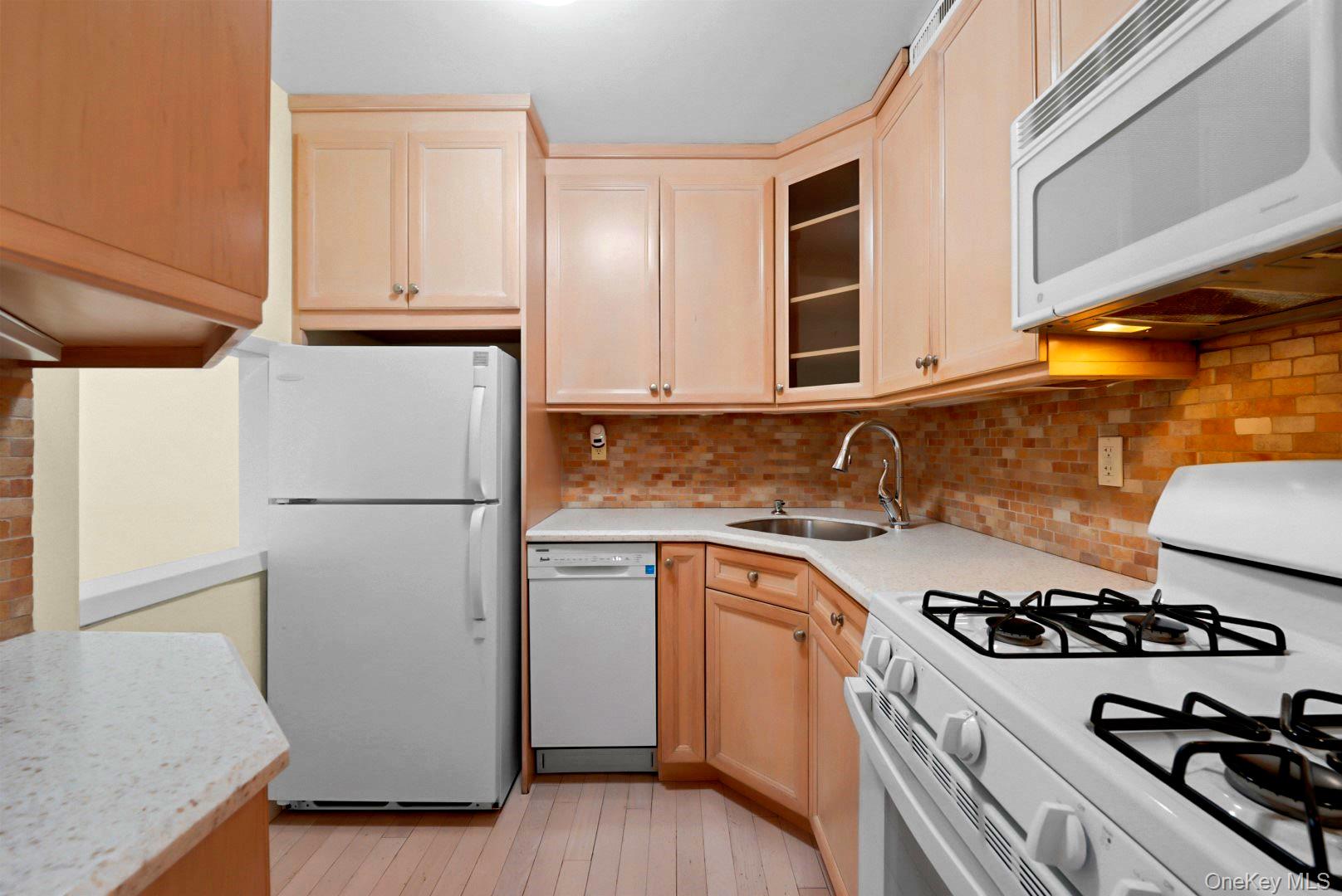 17-85 215th Street, Unit 2H photo 11