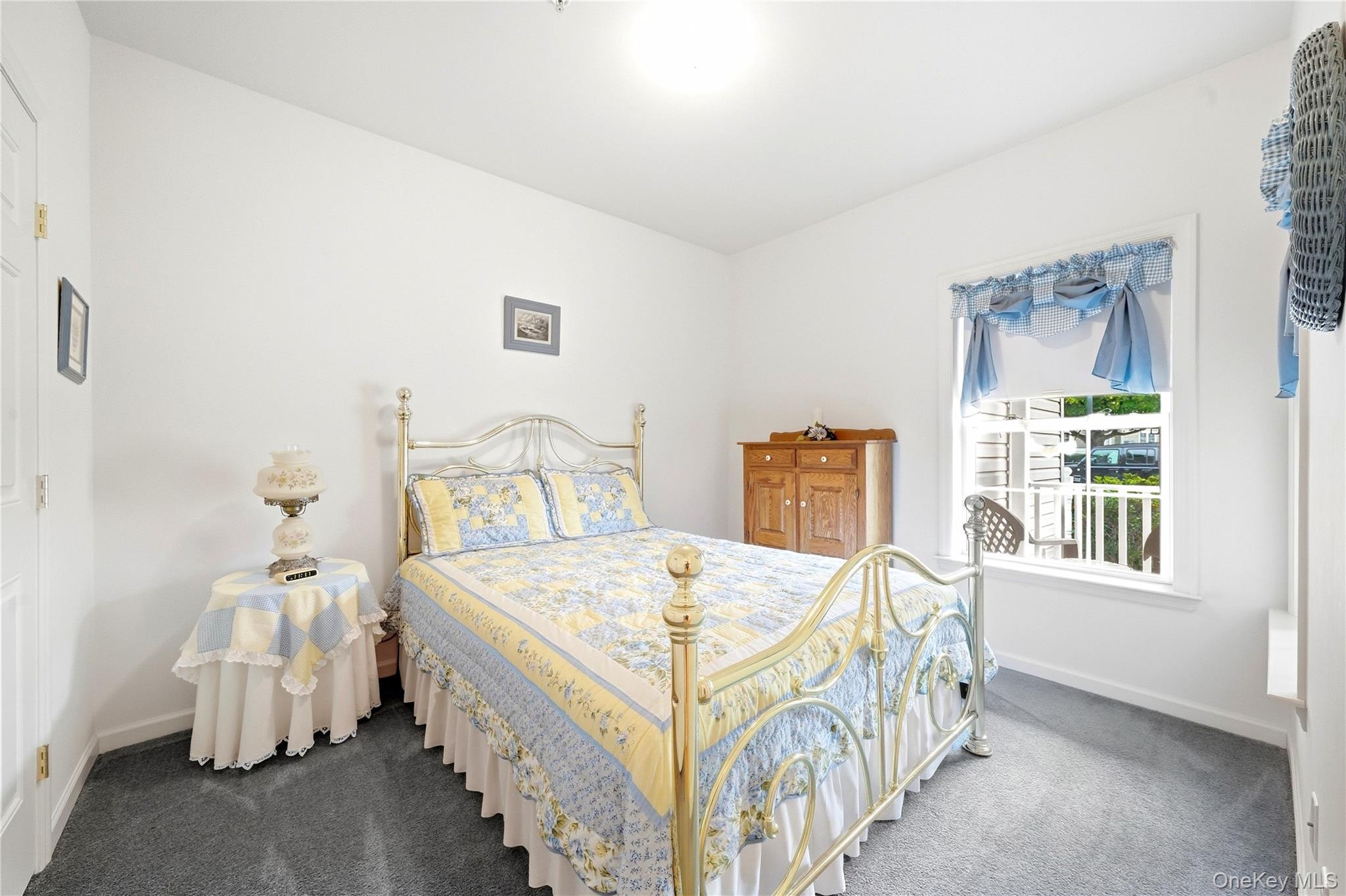 240 Ira Road – For Sale photo 9