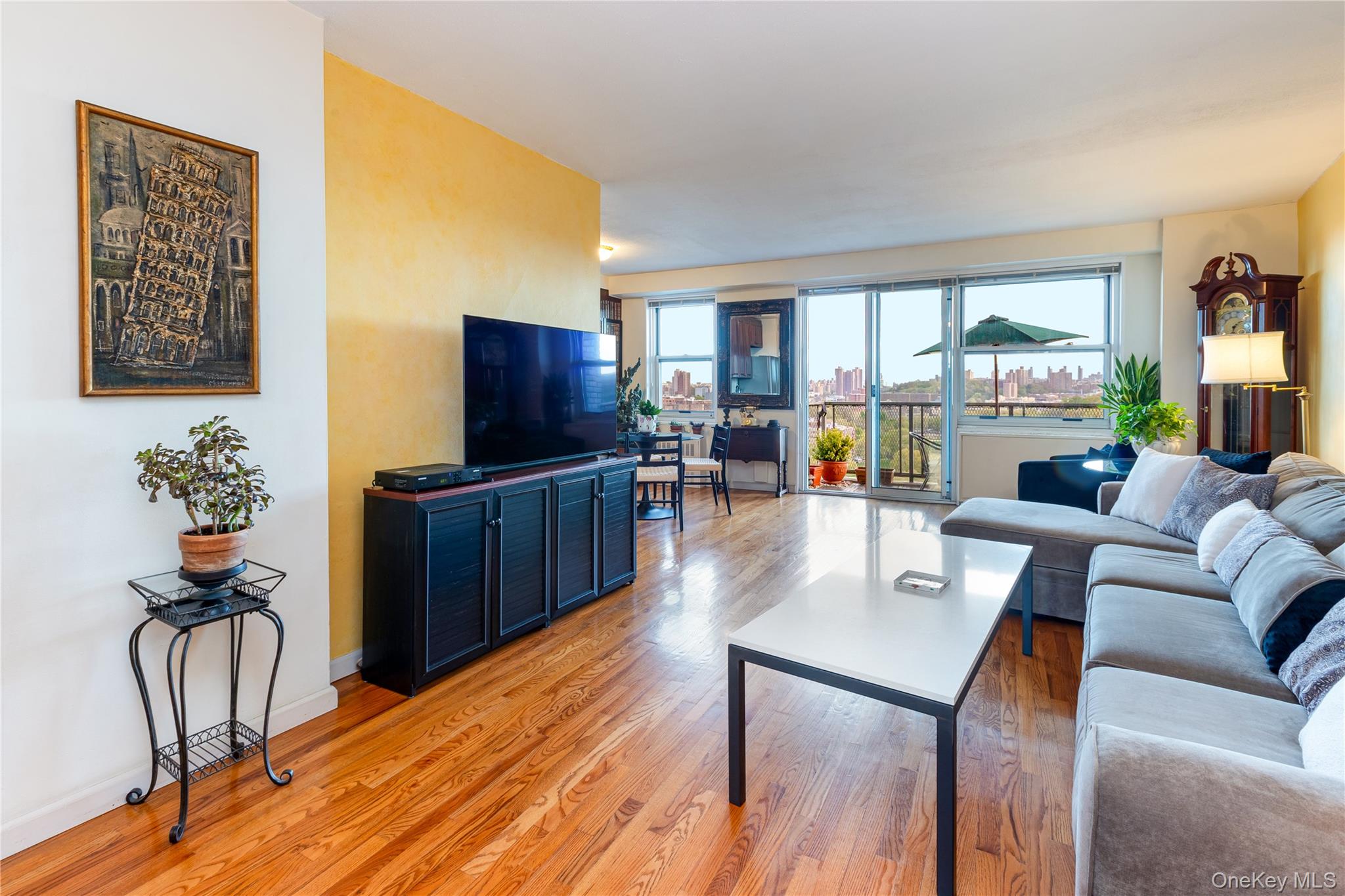 2400 Johnson Avenue, Unit 12F photo 8
