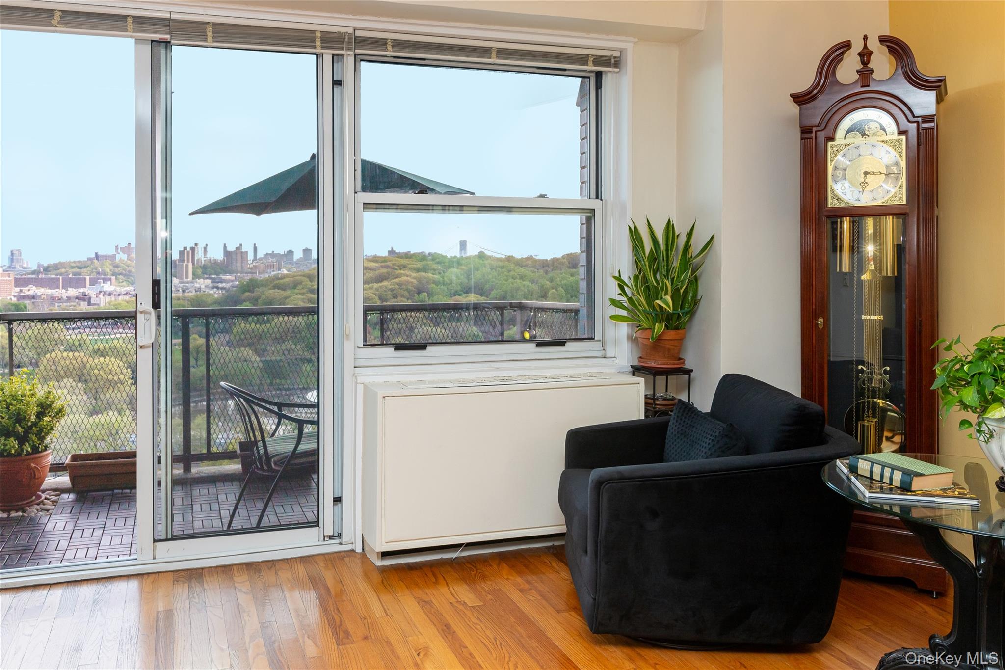 2400 Johnson Avenue, Unit 12F photo 6