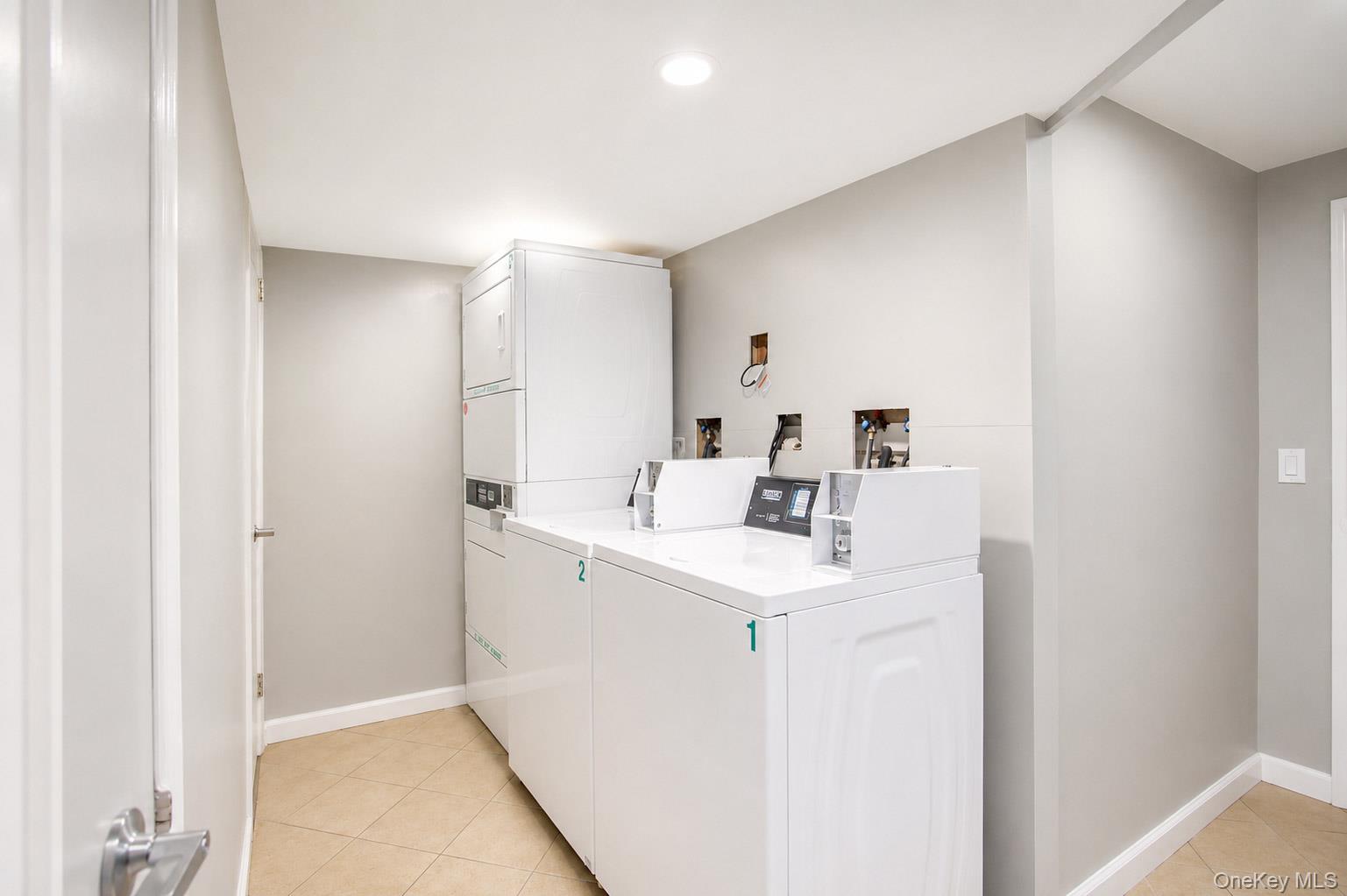 470 E Broadway, Unit C-12 photo 15