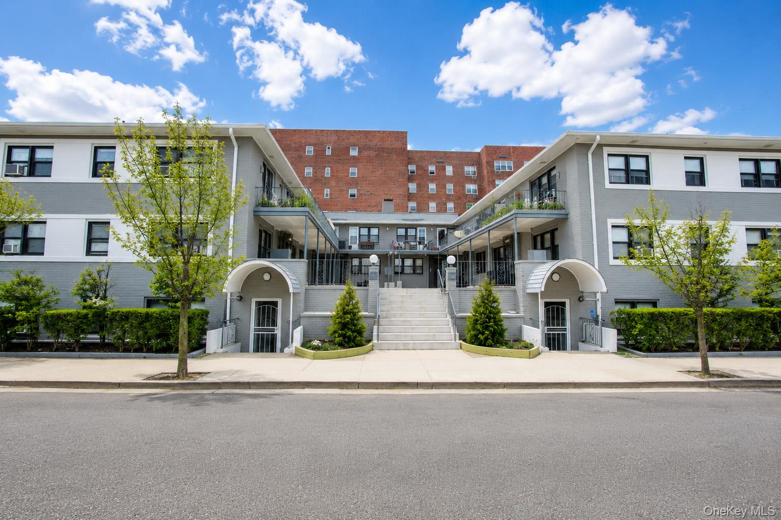 470 E Broadway, Unit C-12 photo 2