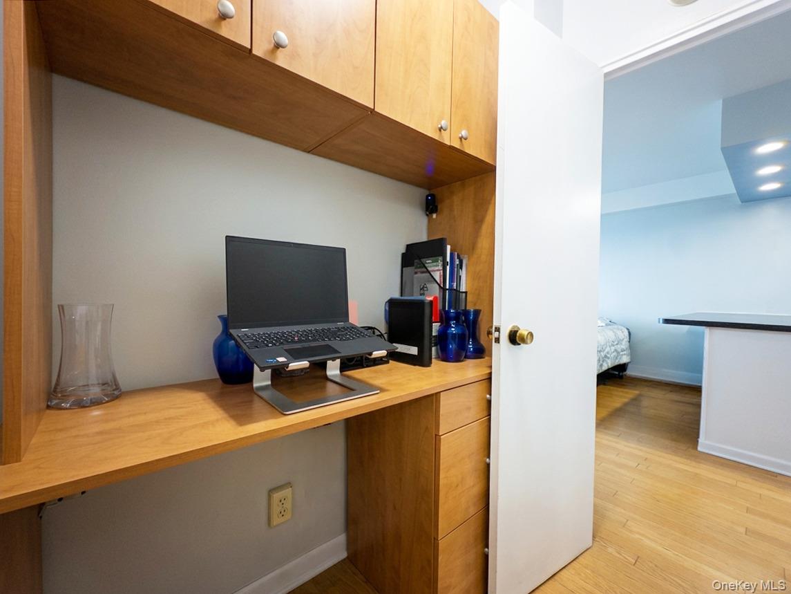5900 Arlington Avenue, Unit 22N photo 8