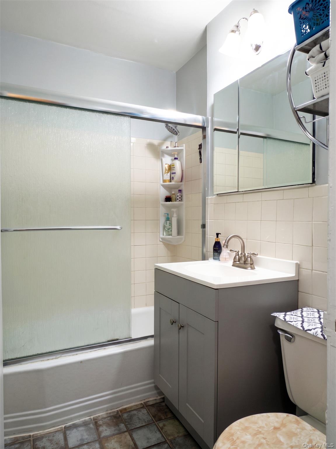 5900 Arlington Avenue, Unit 22N photo 9