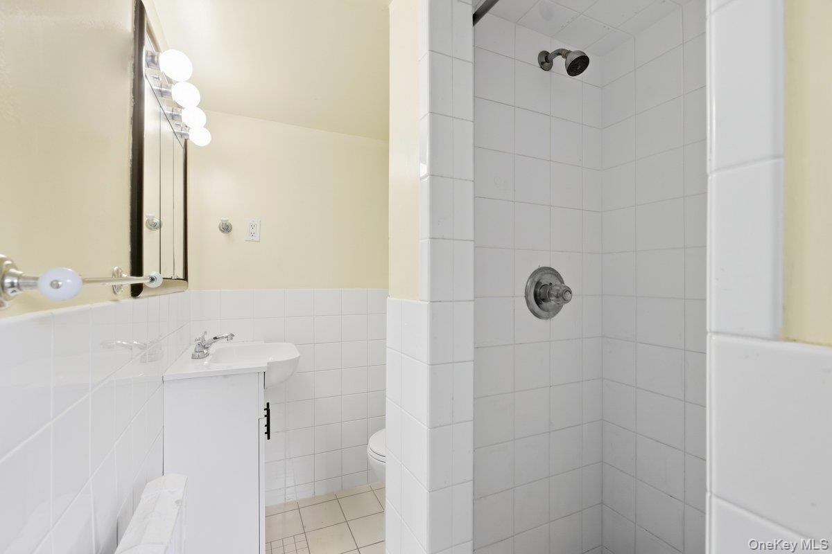 100 Highland Avenue – For Rent photo 9