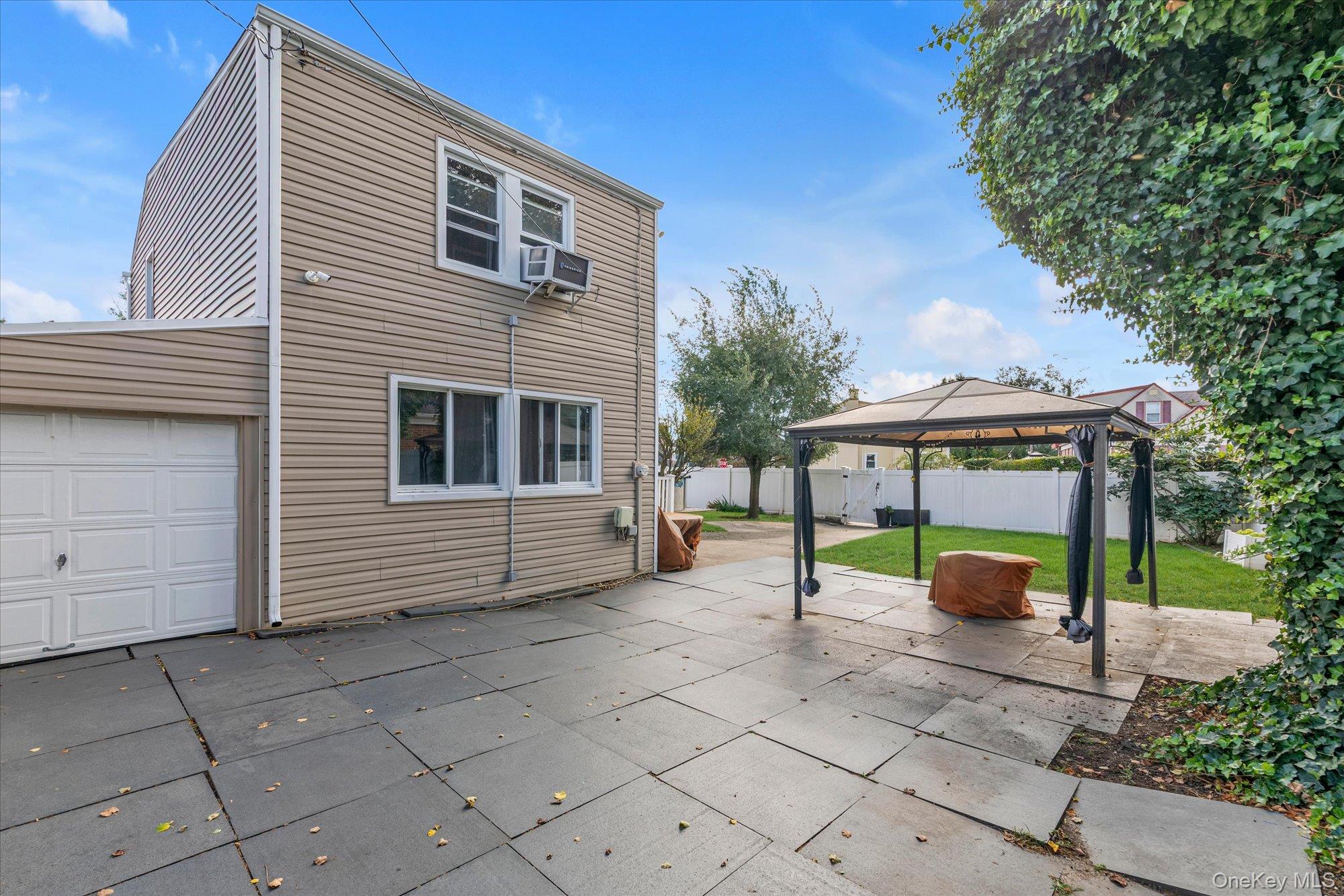 230 Emily Avenue – For Sale photo 24