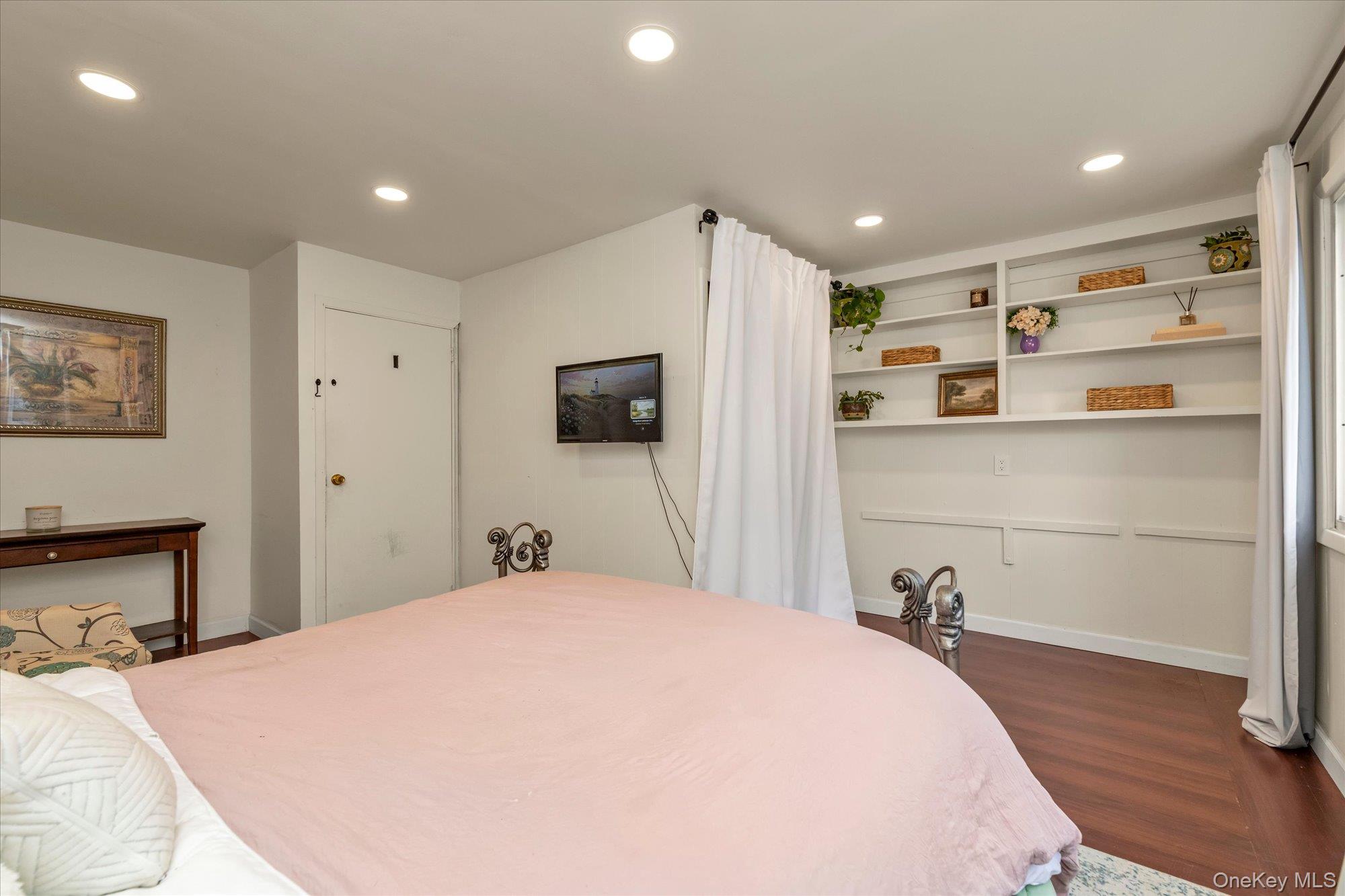 230 Emily Avenue – For Sale photo 12