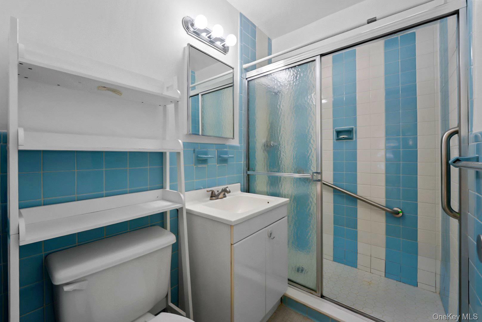17-85 215th Street, Unit 2H photo 9