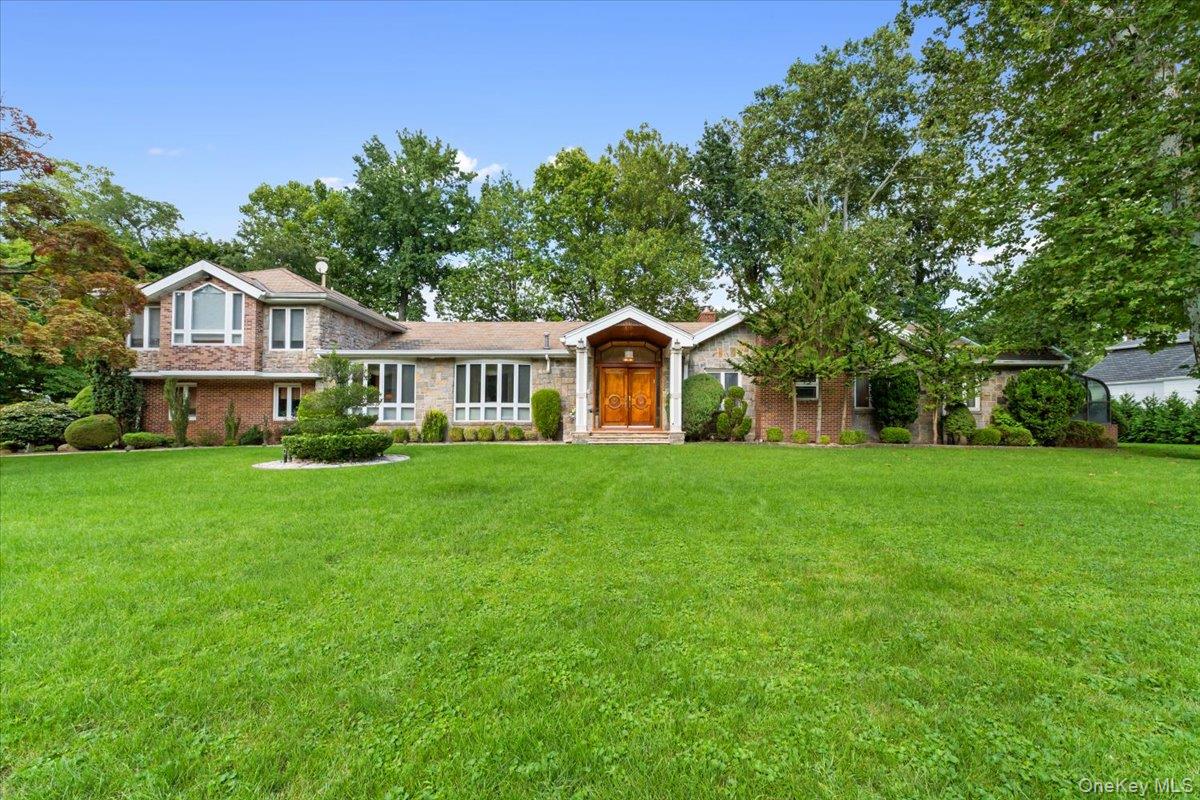 15 Hillcrest Drive – For Sale