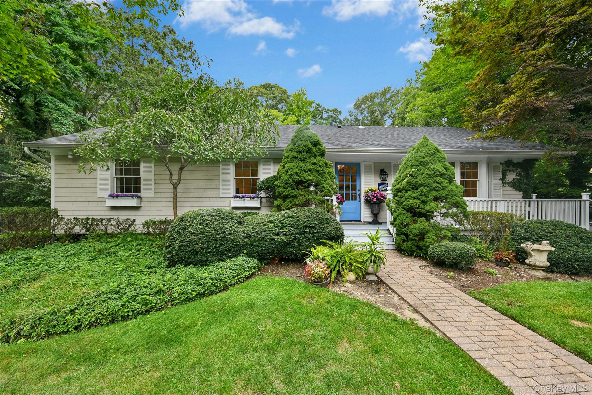 111 Red Oak Court – For Sale