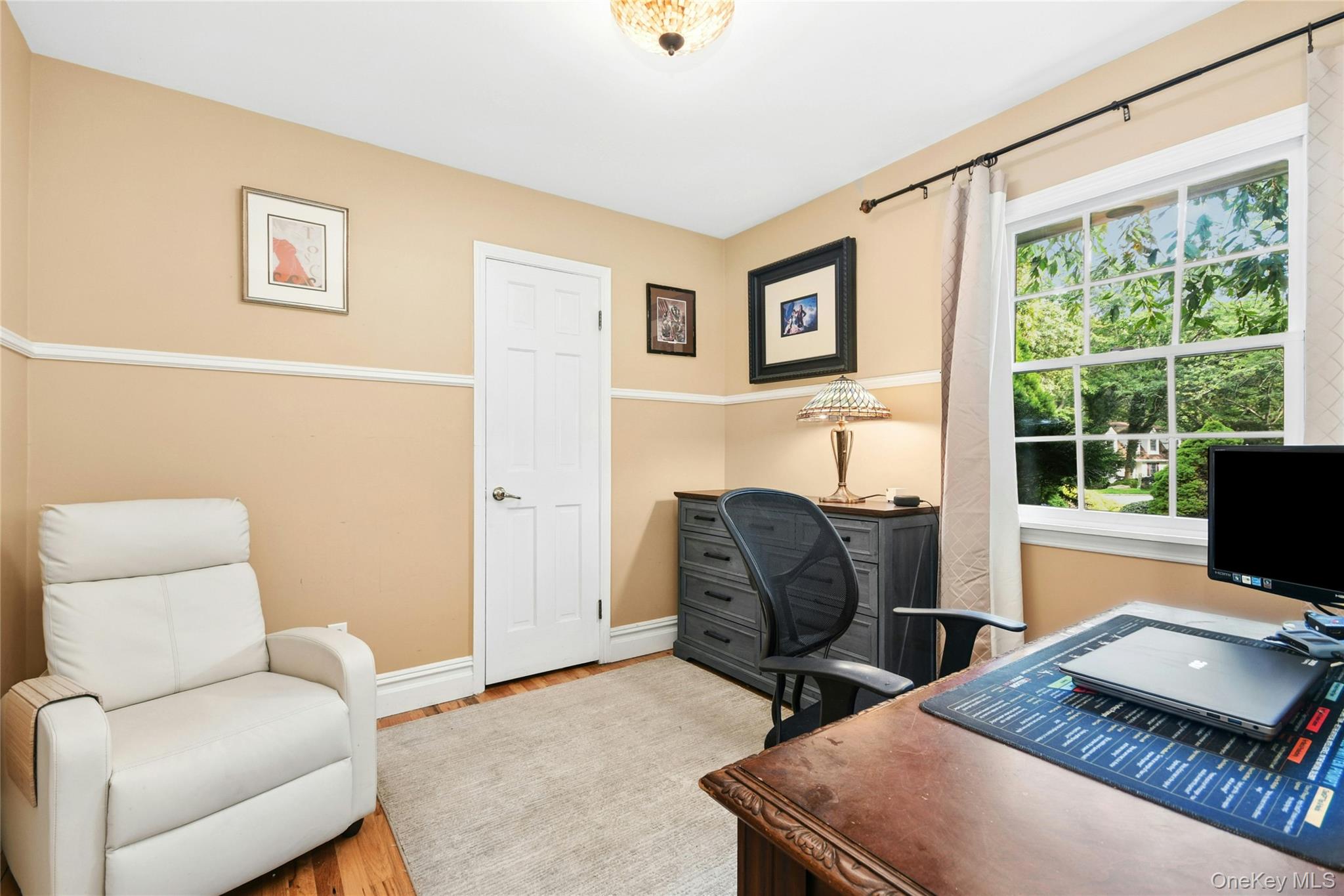 111 Red Oak Court – For Sale photo 21