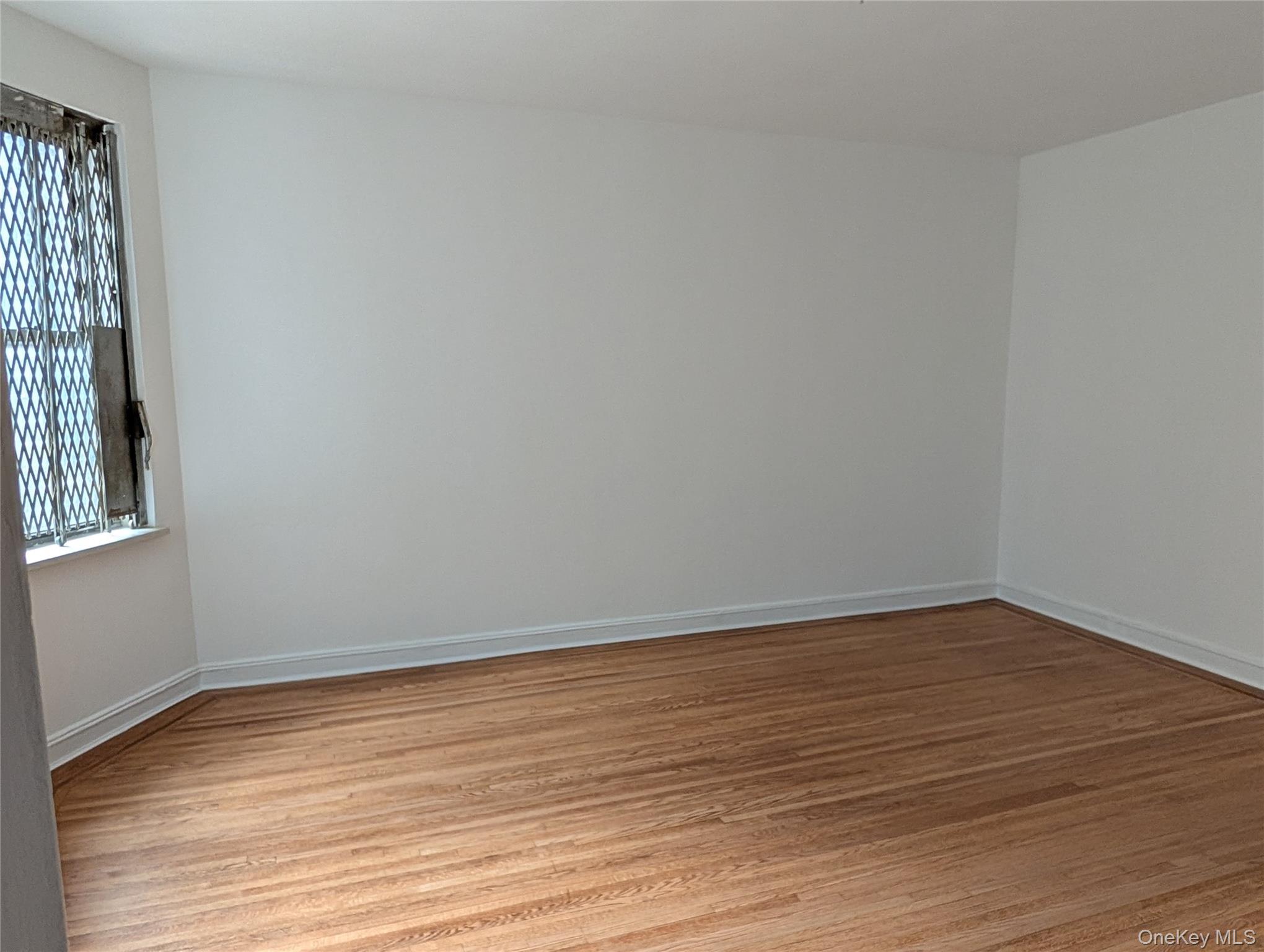 80-09 35th Avenue, Unit C17 photo 10