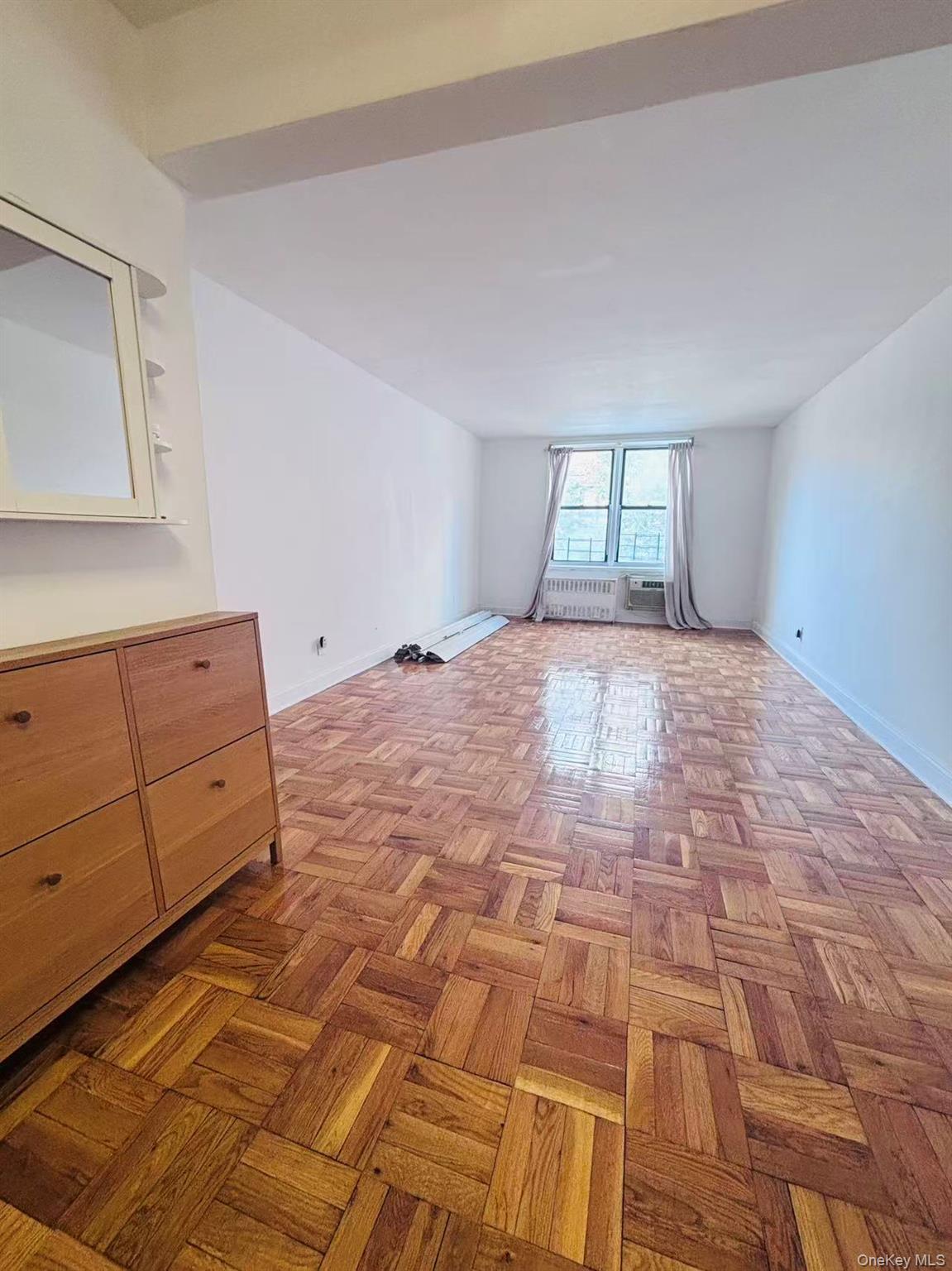 137-40 45th Avenue, Unit 1F photo 4