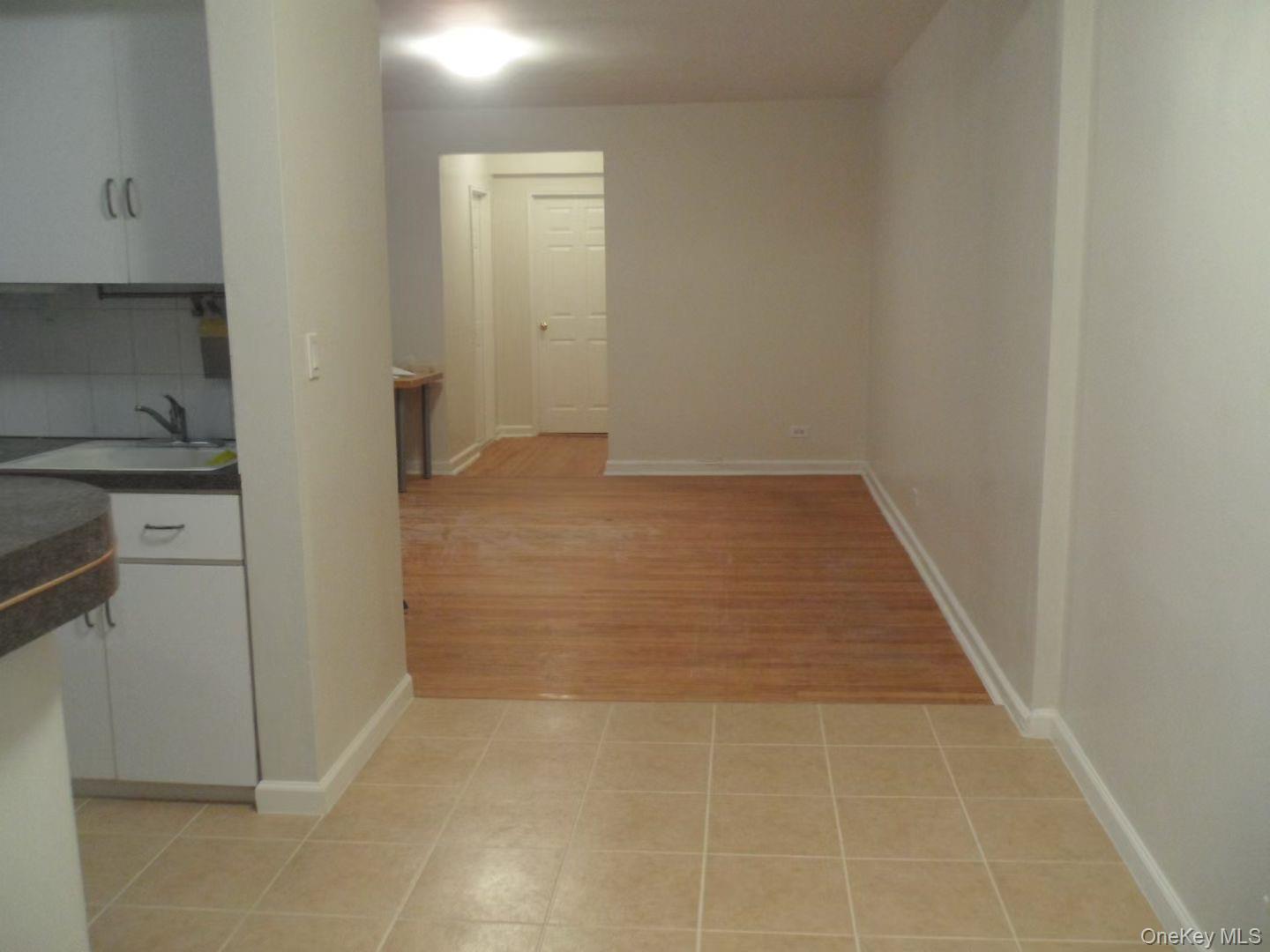134-39 Blossom Ave, Unit 5F photo 6