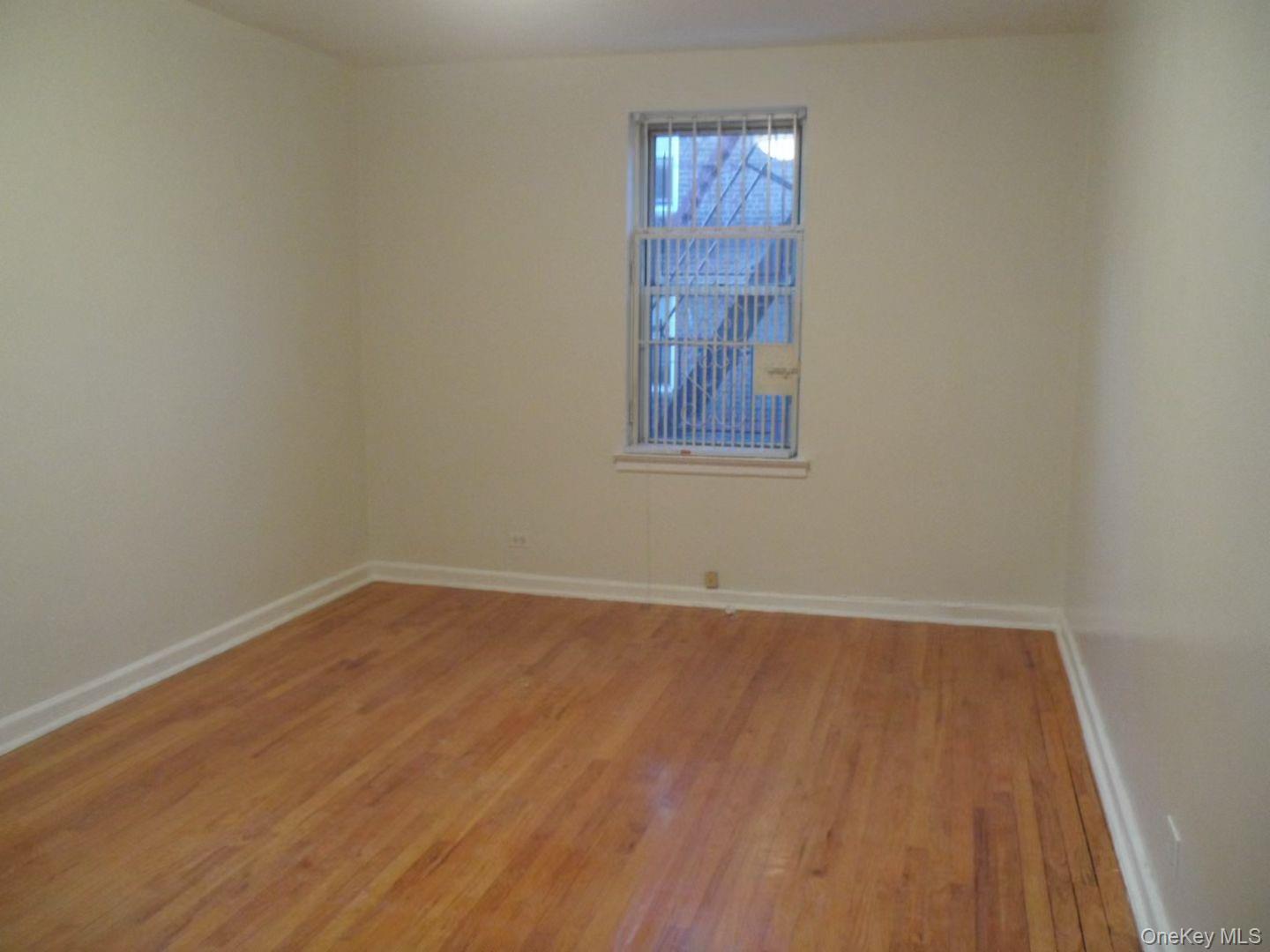 134-39 Blossom Ave, Unit 5F photo 4