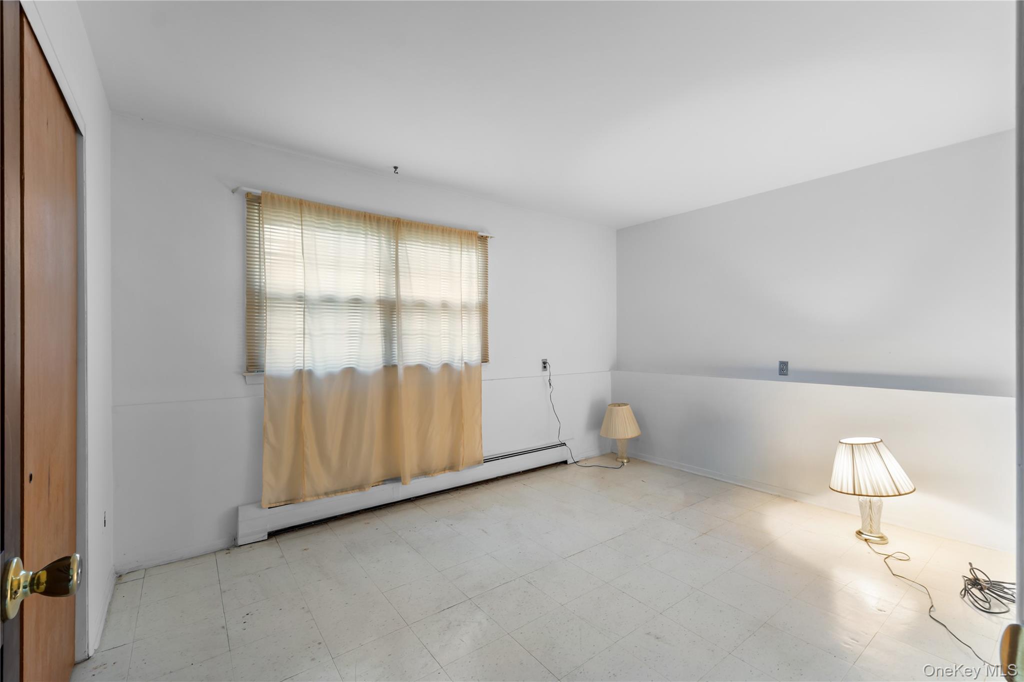 7 Roxbury Court – For Sale photo 17